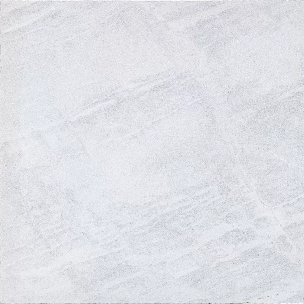 Hilla Grey